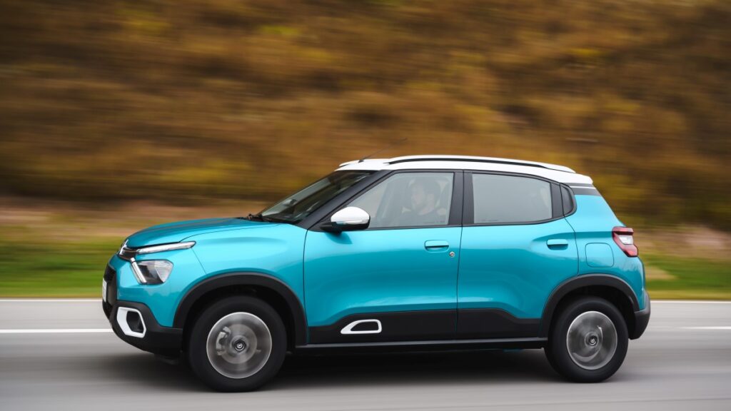 Stellantis relança motores a diesel na Europa elétrica