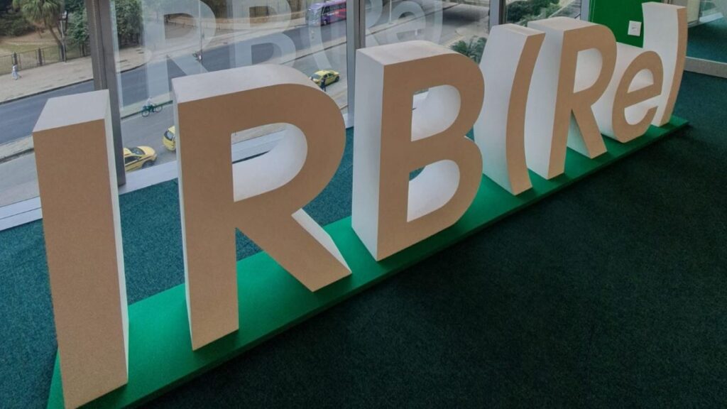 IRB lucra mais e promete dividendos, mas fraude gera cobrança