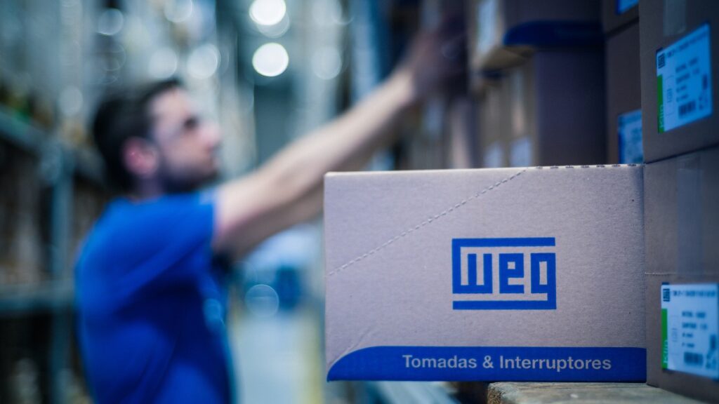 WEG anuncia fábrica de baterias em SC para energias renováveis