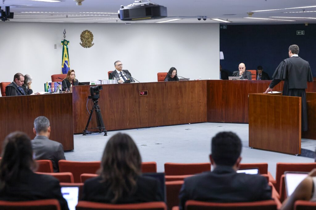 STF mantém condenação de réus do núcleo 3 do golpe