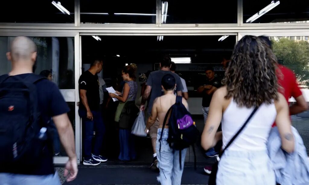 Mais de 90% dos aprovados no CNU confirmam interesse no cargo