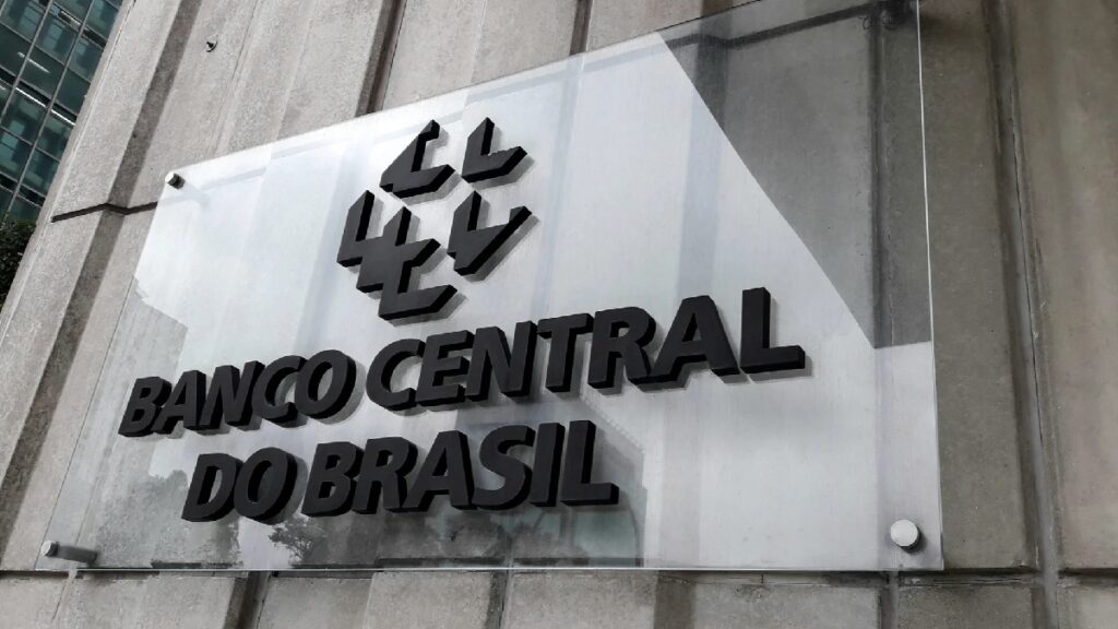 BC libera compulsório para bancos socorrerem FGC após rombo do Master