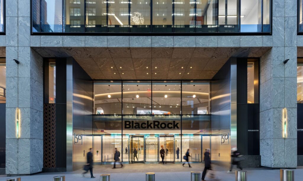BlackRock capta US$ 130 bi no 1º tri com alta de taxas