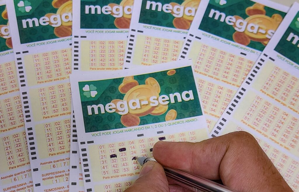 Mega-Sena concurso 3009: prêmio de R$ 64,9 milhões