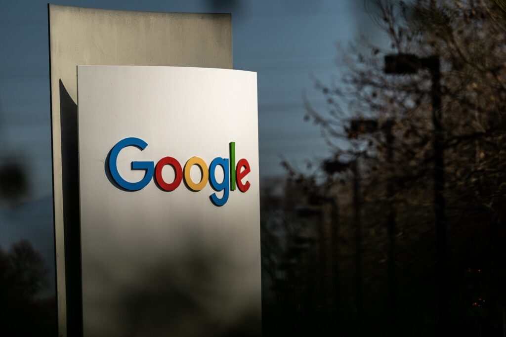 UE planeja multa recorde contra Google em investigação antitruste