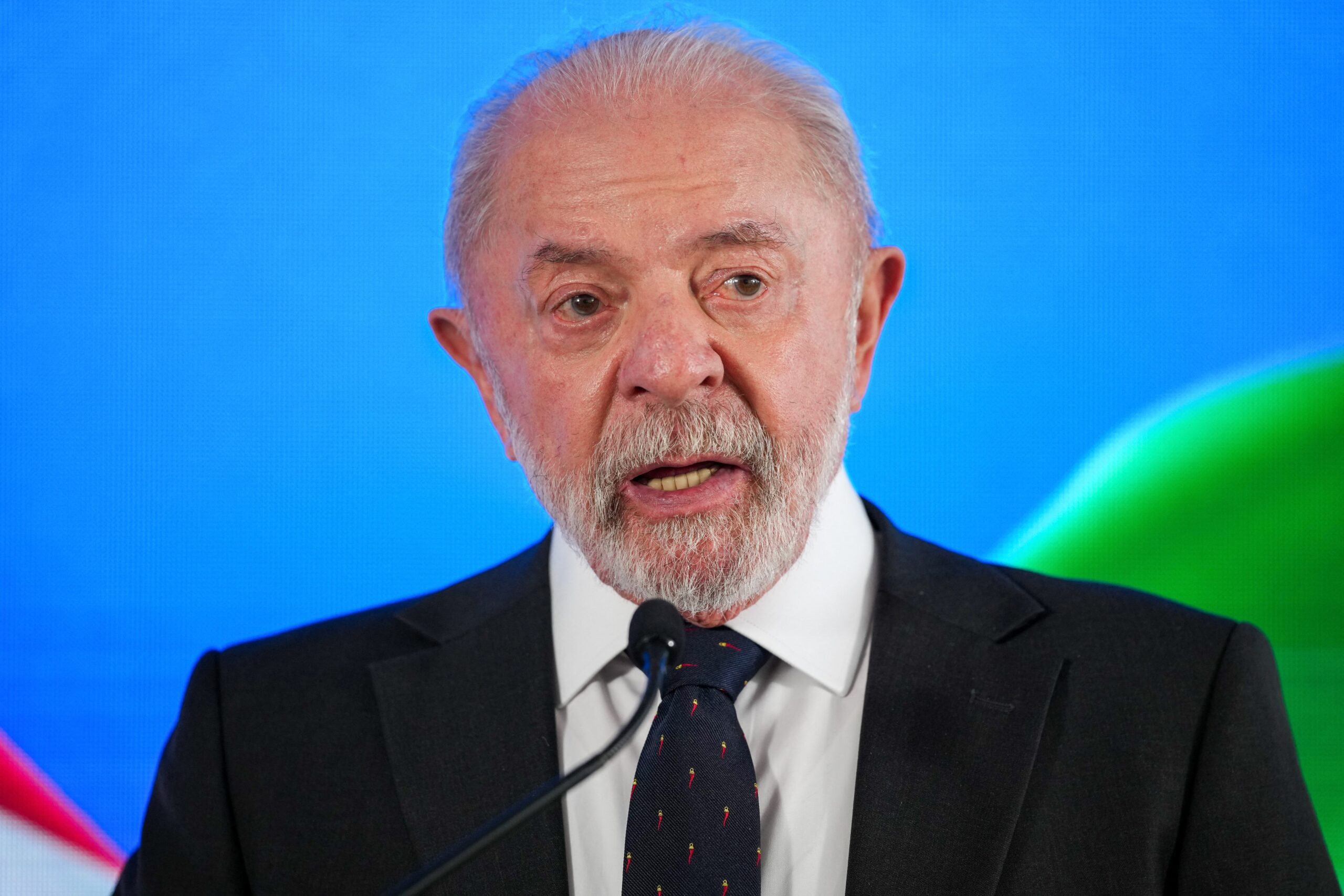 Desaprovação ao governo Lula chega a 51,8% em maio