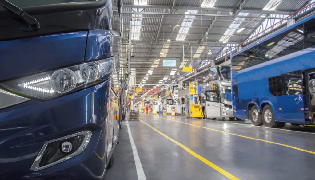 Marcopolo lucra R$ 266,1 milhões no 1º tri de 2026, alta de 10%