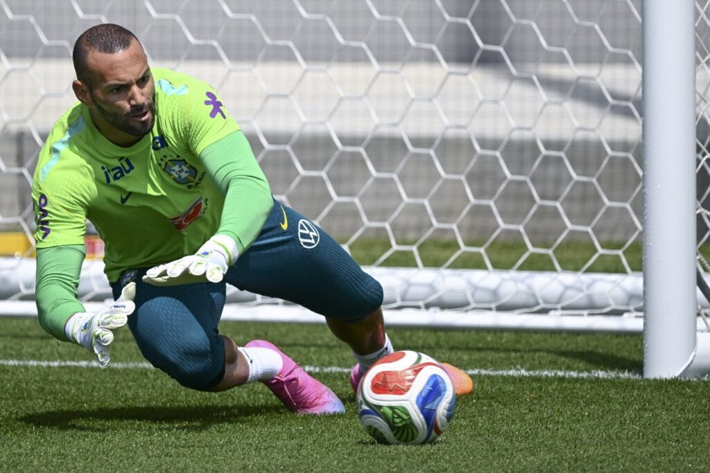 Weverton: de Rio Branco à Copa de 2026, a trajetória do goleiro