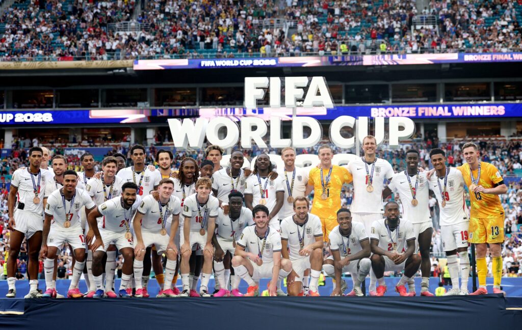 Inglaterra vence França e fica com terceiro lugar da Copa 2026