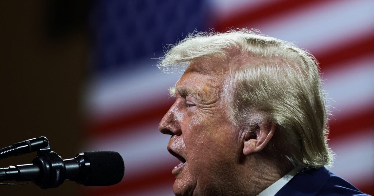 Novas tarifas Trump de 10% e 12,5% entram em vigor nesta sexta