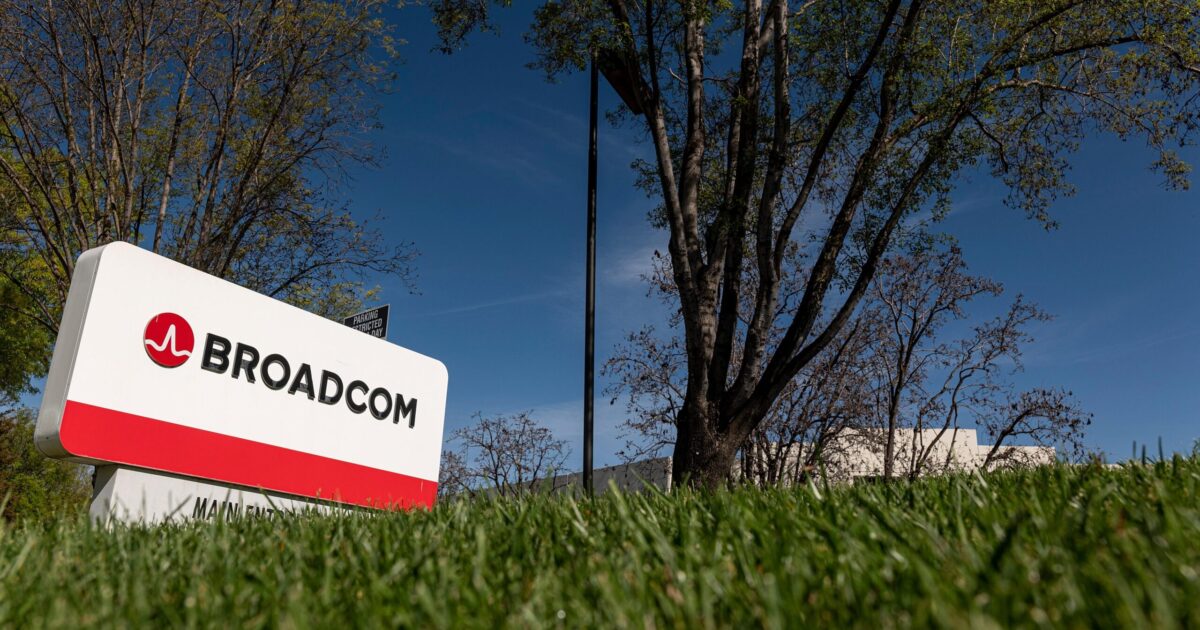 Broadcom: diretor vende US$ 20 milhões em ações
