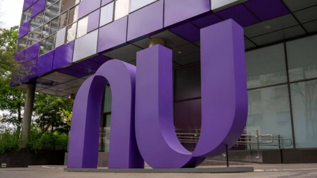 Nubank compra Banco Porto Real: entenda a estratégia