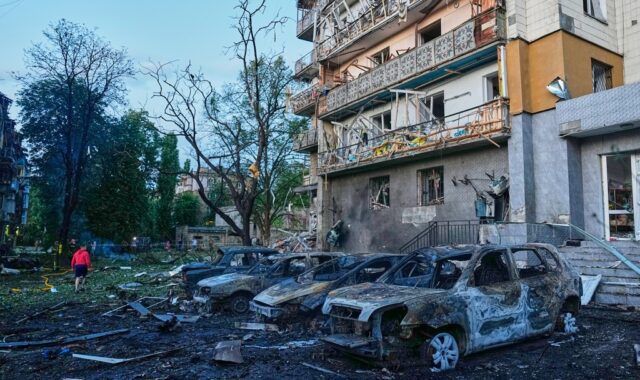 Rússia ataca Kiev com maior rajada de mísseis balísticos da guerra