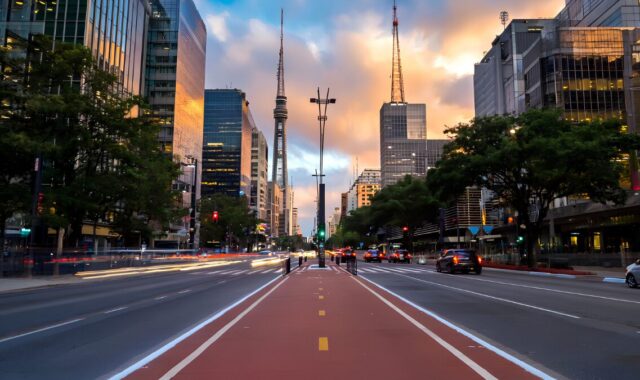Feriado 9 de julho: saiba como fica B3, bancos, Pix e serviços