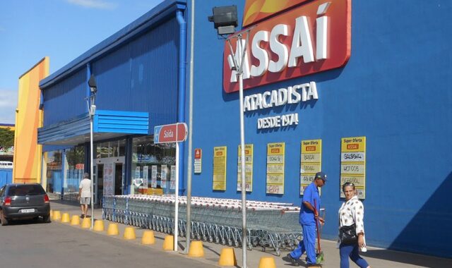 Assaí abre farmácia com canetas emagrecedoras e mira 250 lojas