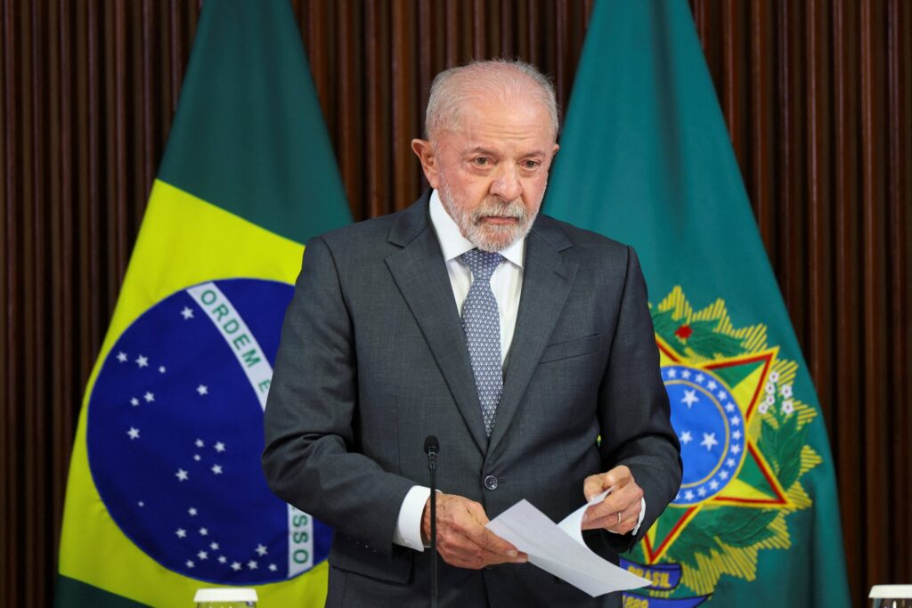 Governo Lula convoca coletiva sobre tarifaço dos EUA