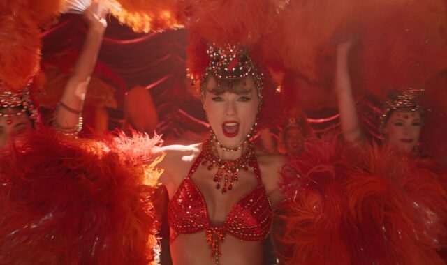 Fortuna de Taylor Swift dobra após se tornar bilionária