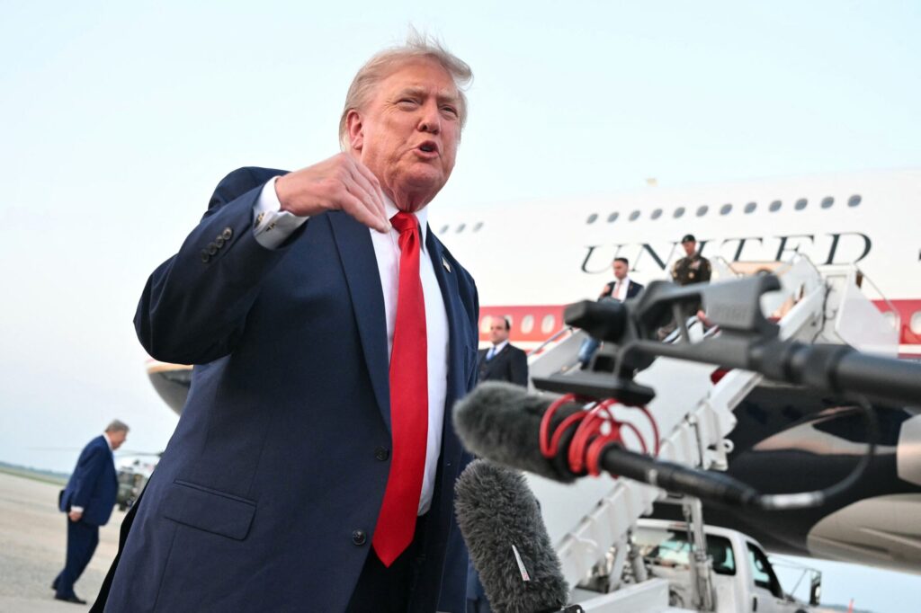 Trump anuncia que negociações com Irã serão retomadas nesta segunda
