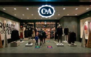 C&A CEAB3: Itaú BBA vê alta de 121% e caixa em 2027