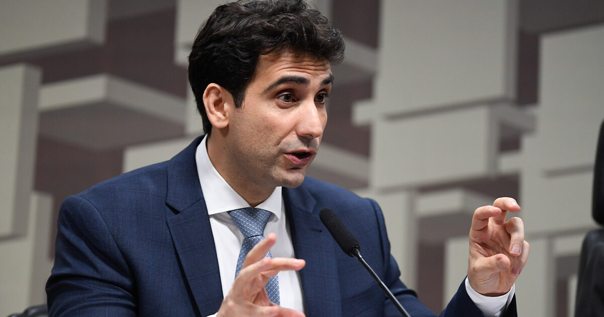 Copom corta Selic para 14% ao ano