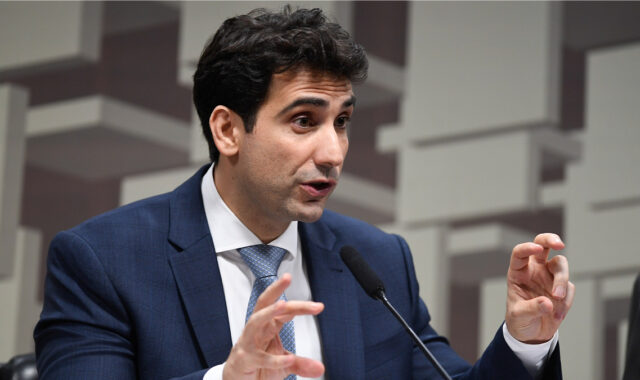 Copom corta Selic para 14% ao ano
