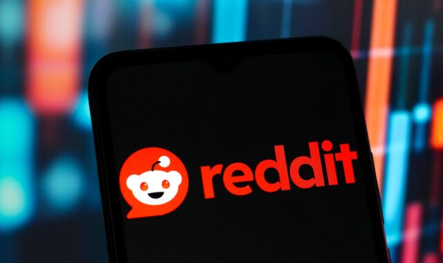 Por que sua marca precisa aparecer no Reddit IA