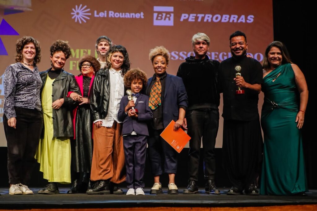 Nosso Segredo vence prêmio de melhor filme brasileiro em Gramado