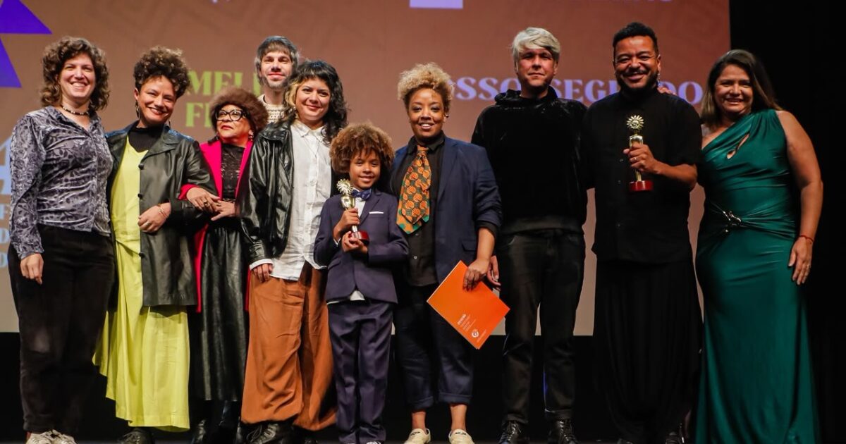 Nosso Segredo vence prêmio de melhor filme brasileiro em Gramado