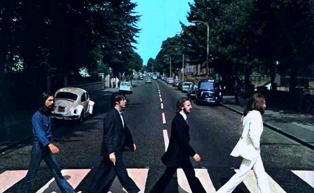 Filmes dos Beatles Abbey Road: elenco recria capa clássica
