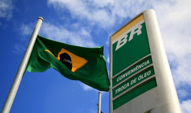 Lucro da Petrobras no 2T26 quase dobra, e companhia anuncia R$ 17,4 bi