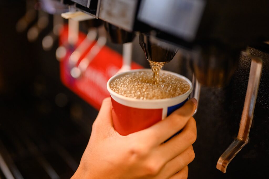 Estudo associa bebidas açucaradas a câncer de estômago