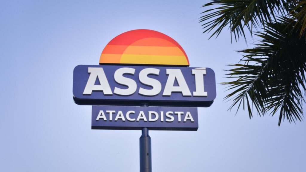Assaí compra postos de combustíveis por R$ 80 milhões