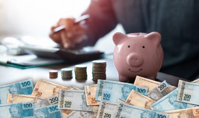 Medo de investir: emoções e apostas travam finanças