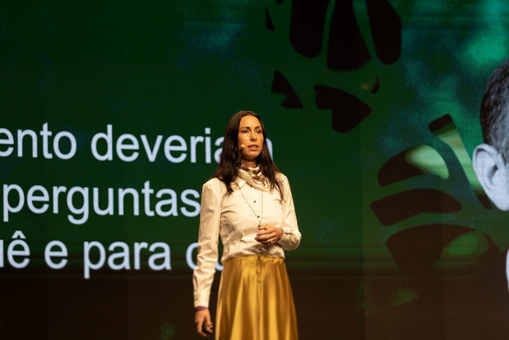 Gaya Herrington questiona progresso e felicidade