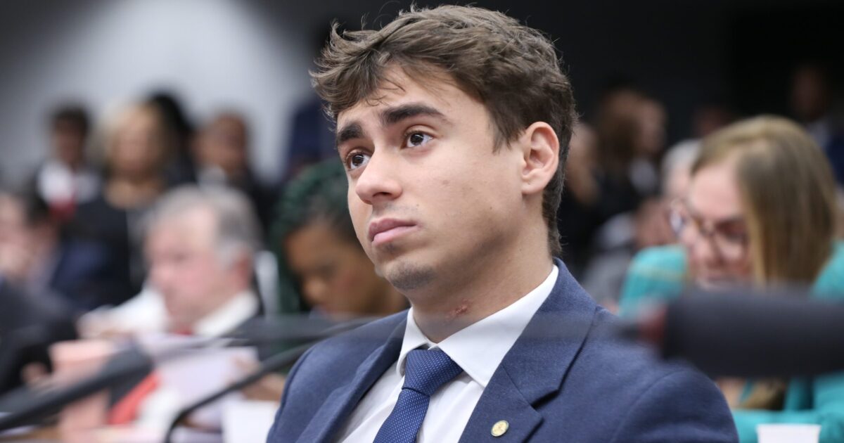 Justiça manda site tirar do ar notícia sobre Nikolas Ferreira Vorcaro