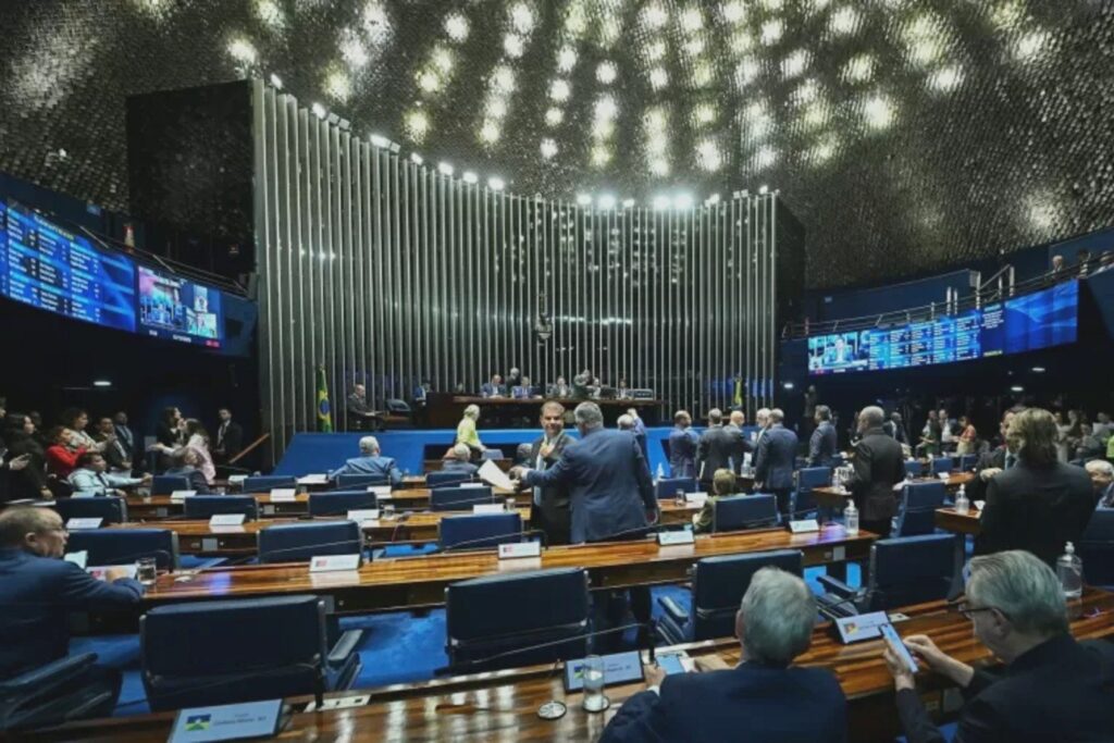 Eleição Senado Mato Grosso: Mendes e Riva lideram