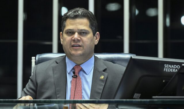 PEC 6x1 será analisada pelo Senado na próxima semana