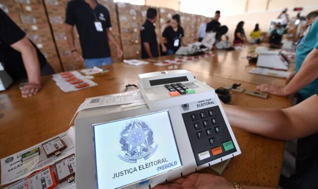 Como conferir o boletim de urna pelo celular