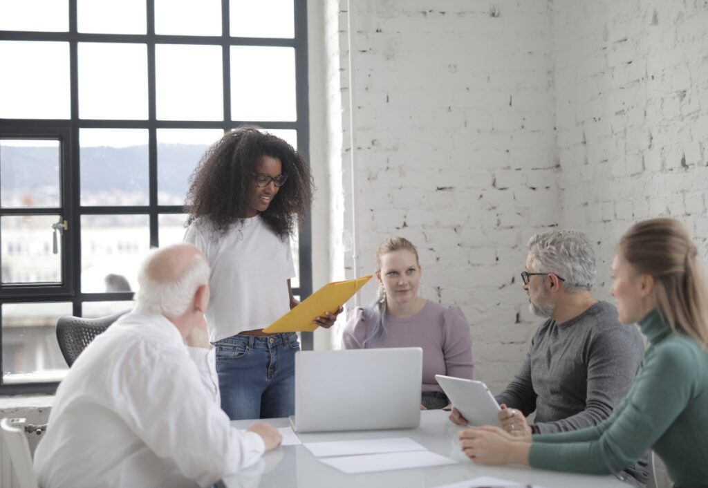 Jovens recusam liderança: quem guiará empresas no futuro?